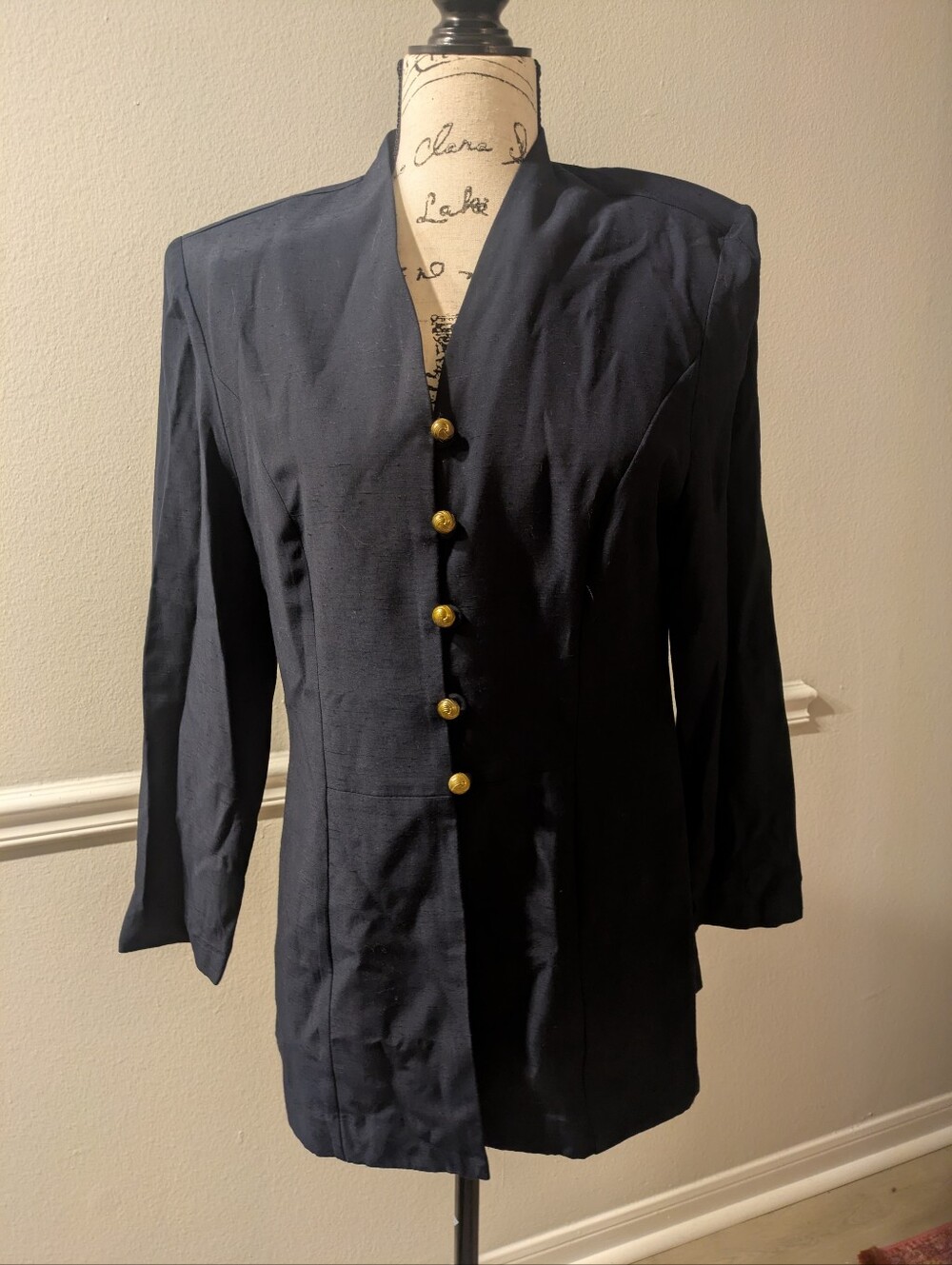 Dani Max Button-Front Tailored Blazer